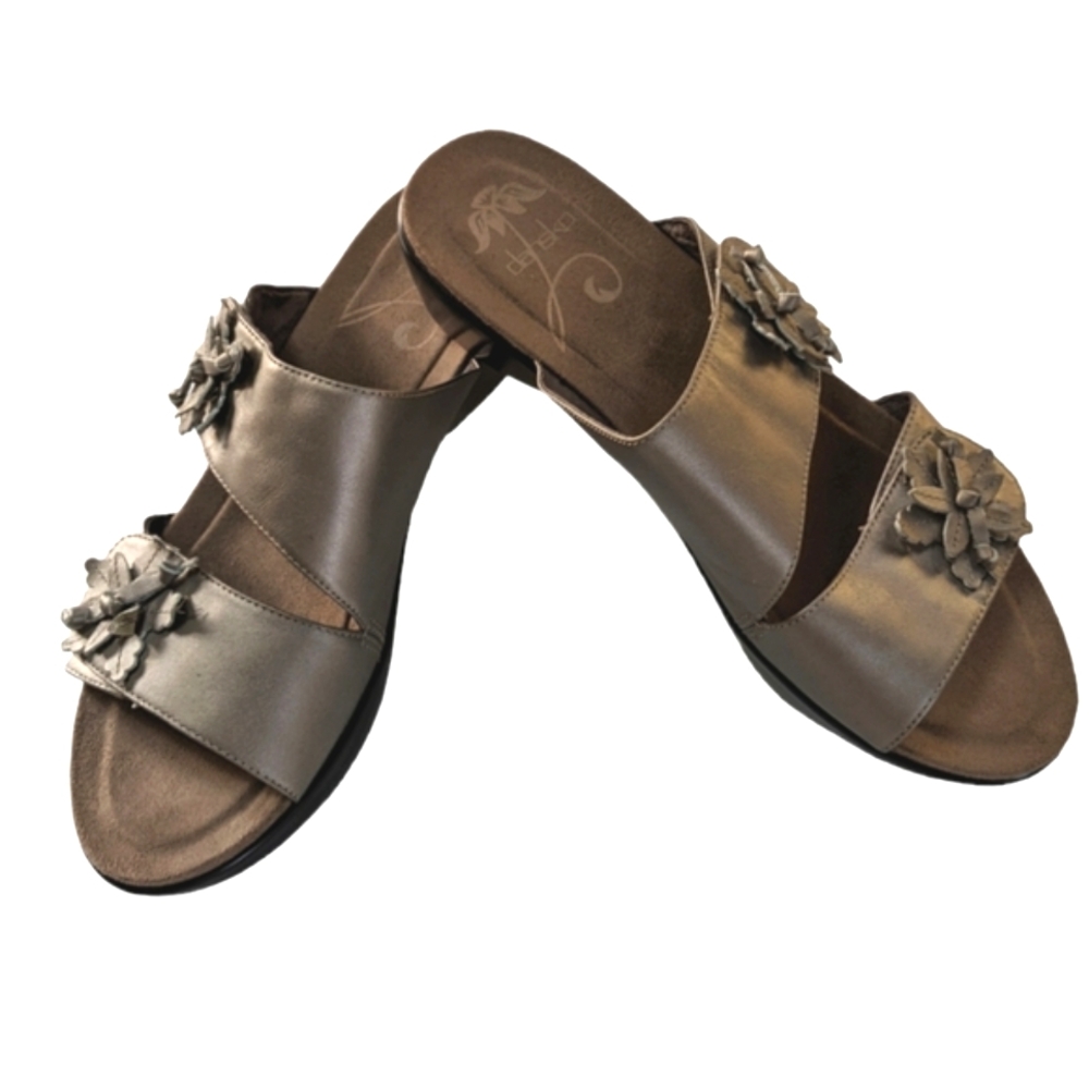 Dansko, pewter colored, sandals/clogs. Size 10.5